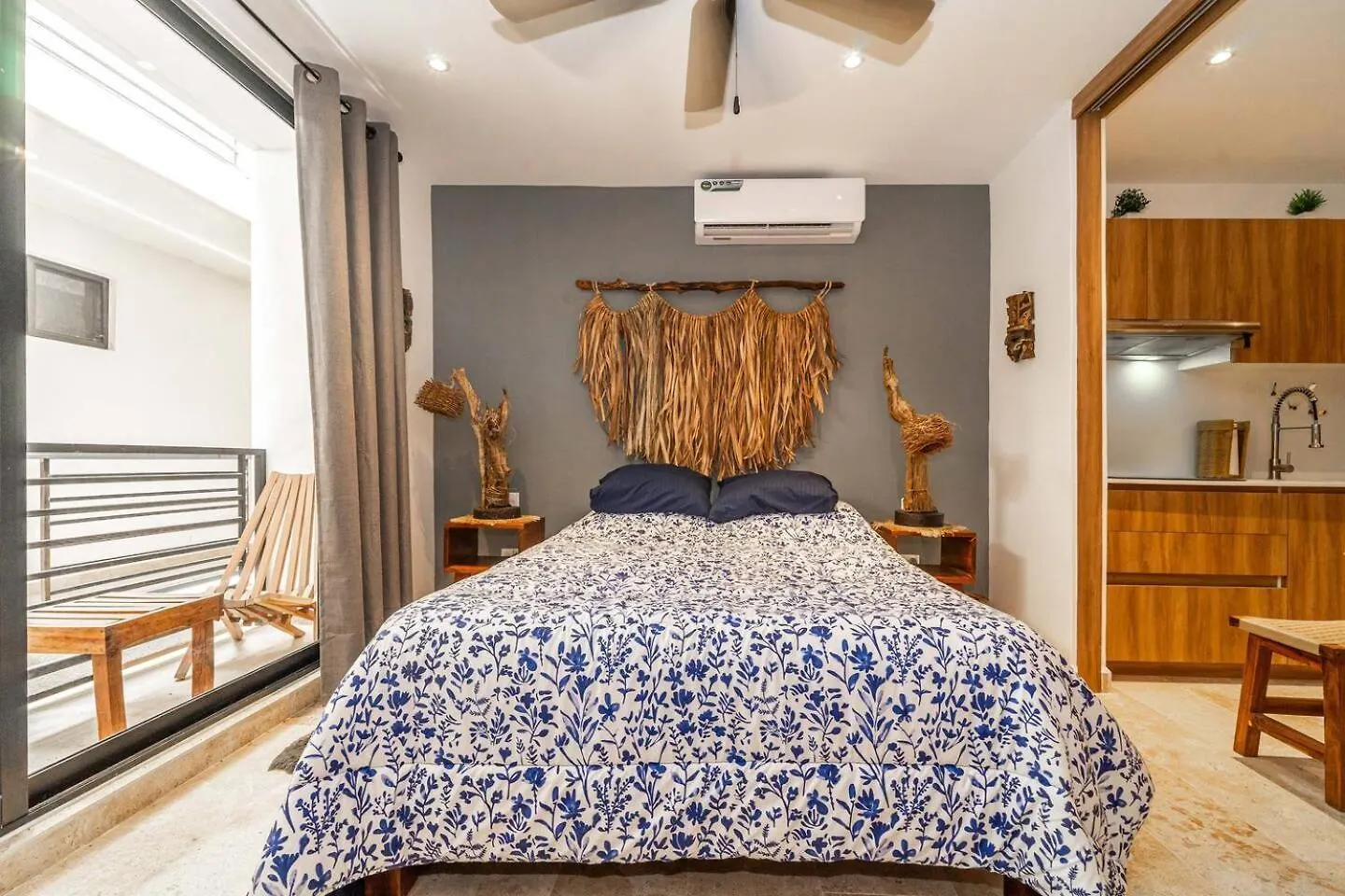King Suite With Private Balcony, Gym And Rooftop Pool Tulum Mexico